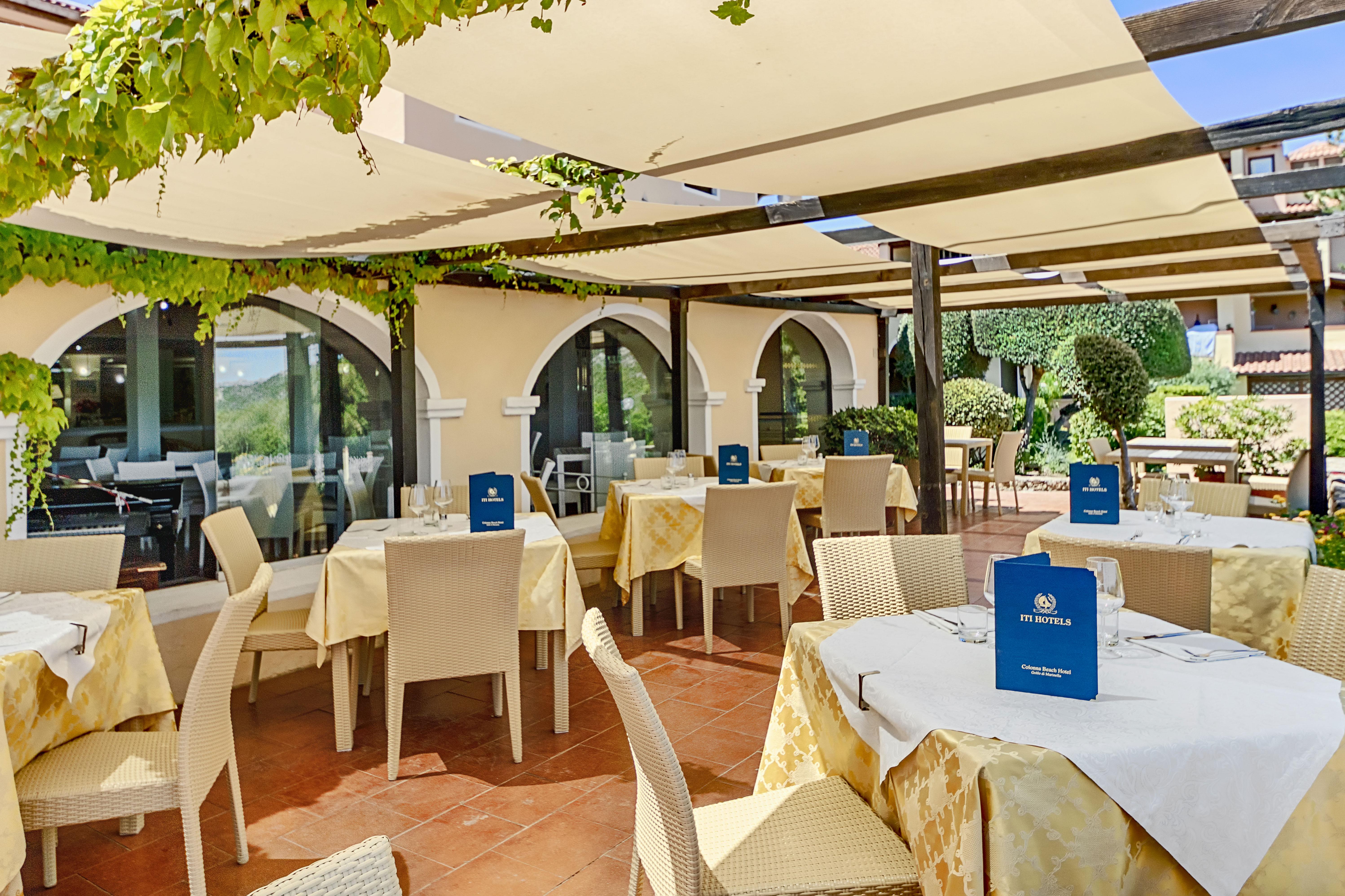 Colonna Beach Hotel Marinella Маринелла Экстерьер фото