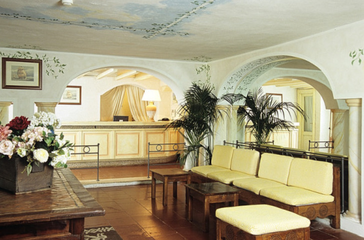 Colonna Beach Hotel Marinella Маринелла Интерьер фото