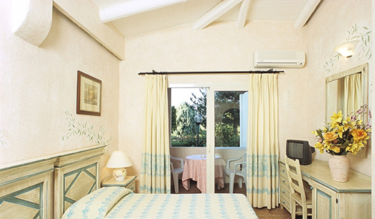 Colonna Beach Hotel Marinella Маринелла Экстерьер фото