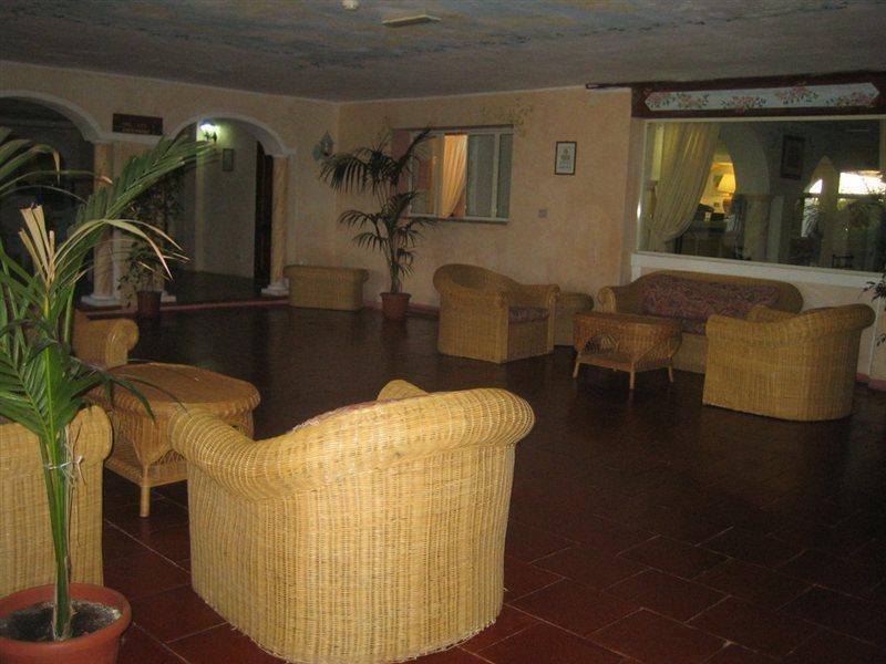 Colonna Beach Hotel Marinella Маринелла Экстерьер фото