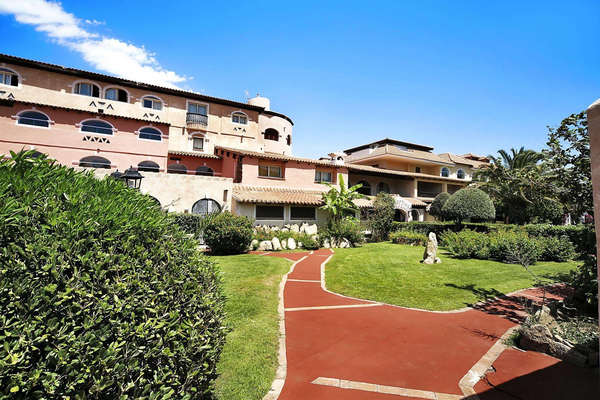 Colonna Beach Hotel Marinella Маринелла Экстерьер фото